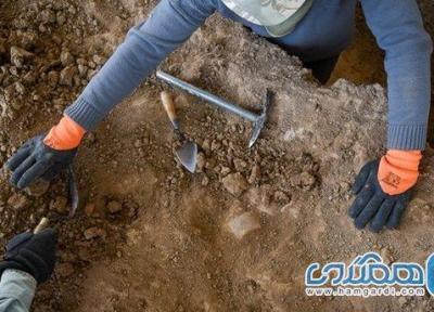 کشف 2 سفال سه هزار ساله مربوط به دوره ایلام قدیم در روستای گلمکان مرودشت